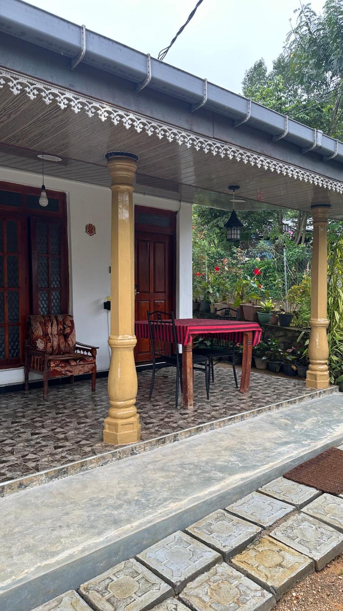 Cinnamon Homestay Ella Esterno foto