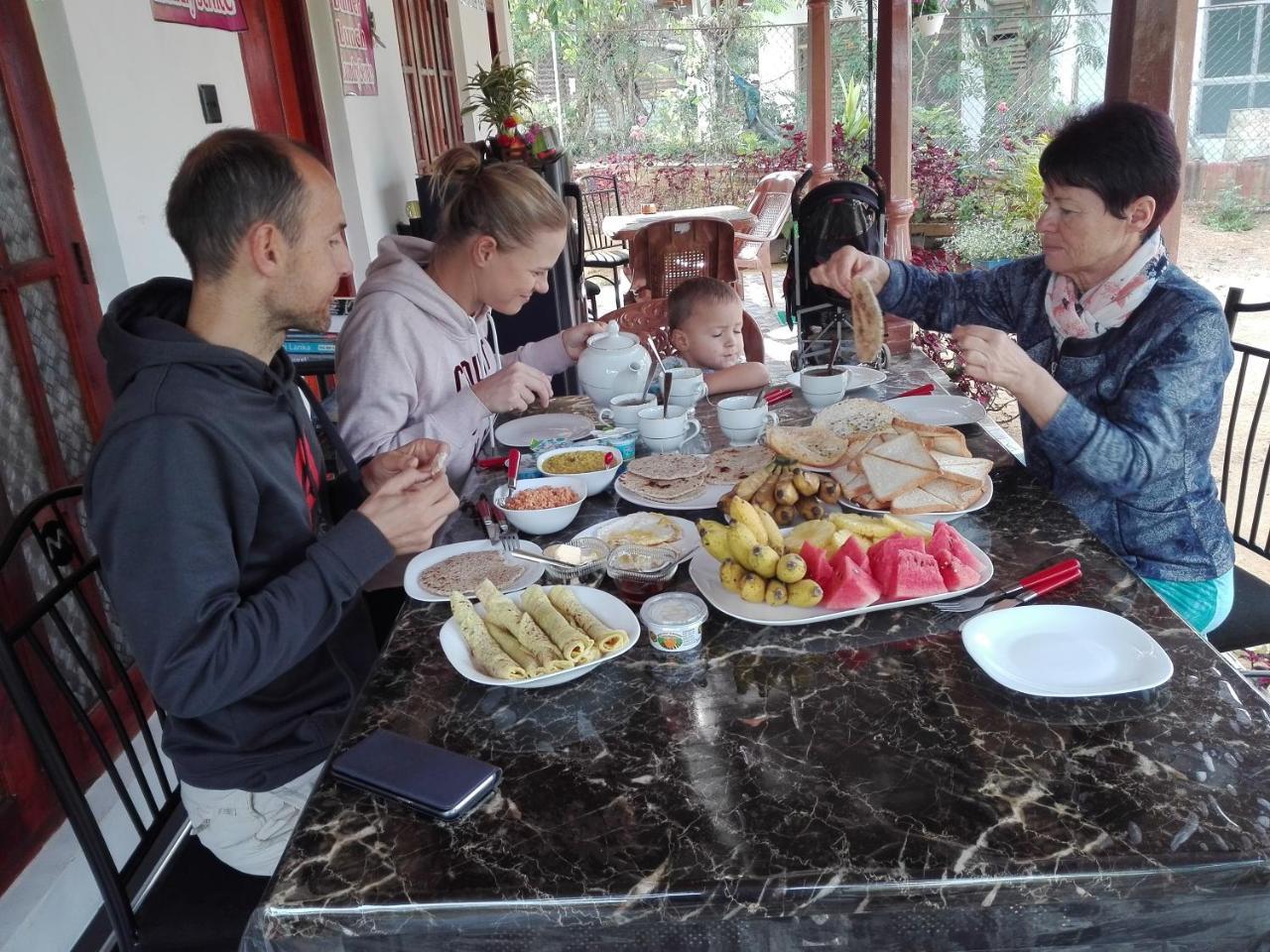 Cinnamon Homestay Ella Esterno foto